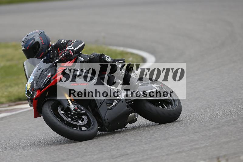 /09 19.04.2026  Caremotion get faster ADR/Gruppe gelb/34